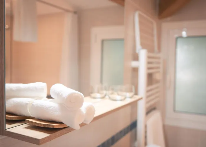 B&B Patio Des Reves - Charme Au Coeur Du Gers