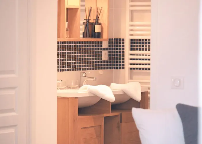 B&B Patio Des Reves - Charme Au Coeur Du Gers