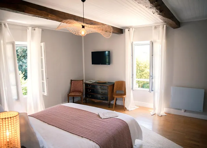 Patio Des Reves - Charme Au Coeur Du Gers B&B 3*