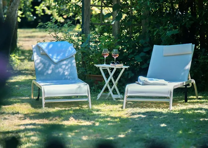 B&B Patio Des Reves - Charme Au Coeur Du Gers Aujan-Mournede