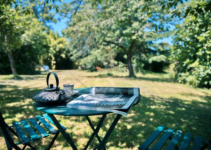 Patio Des Reves - Charme Au Coeur Du Gers 3*